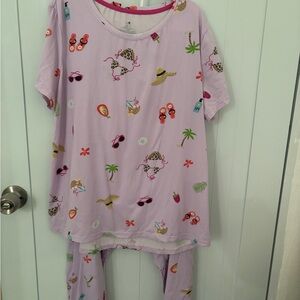Playful Lavenderwomens Pajama Set